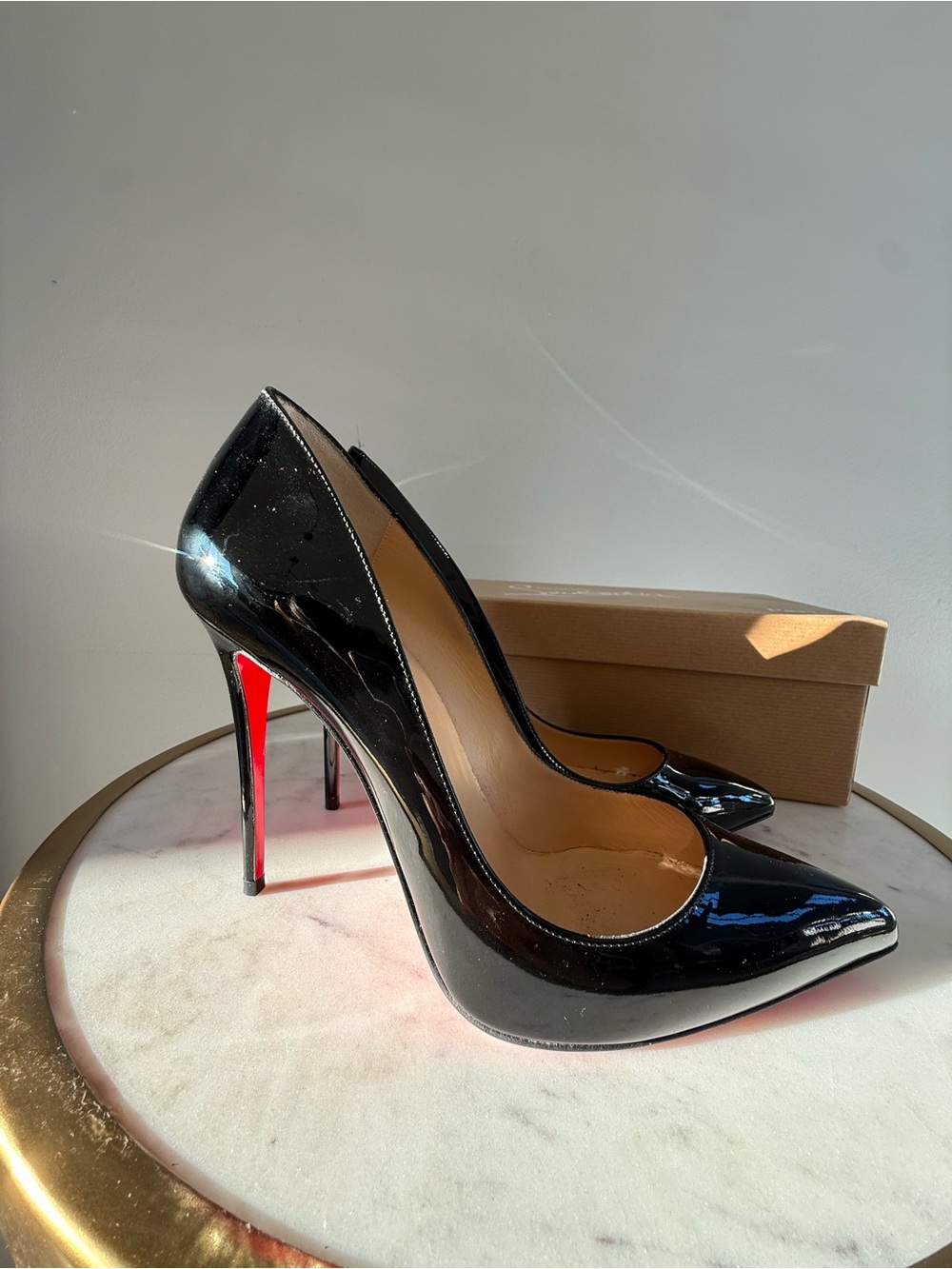 Christian Louboutin Pigalle Follies 100 Patent Pump Patent Pointed-Toe